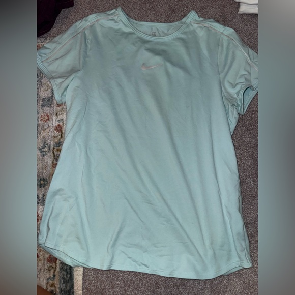 Nike Aqua Performance Tee - Picture 1 of 3